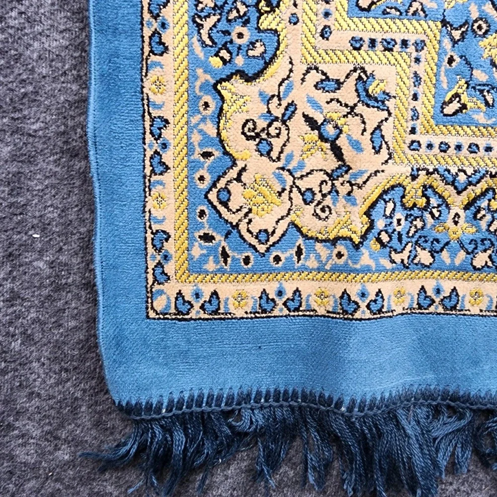 Riyadh Velvet Prayer Rug Musallah 41x27 Blue Gold Kaaba Motif Saudi Arabia‎